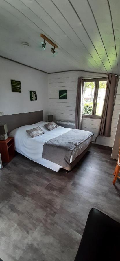 Logis Auberge Des Aulnettes Hérouville-Saint-Clair Exteriér fotografie