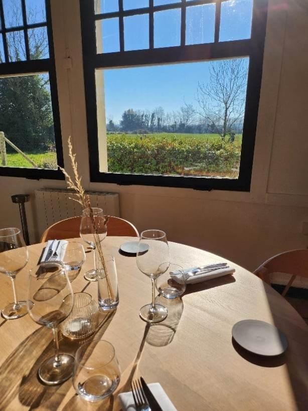 Logis Auberge Des Aulnettes Hérouville-Saint-Clair Exteriér fotografie